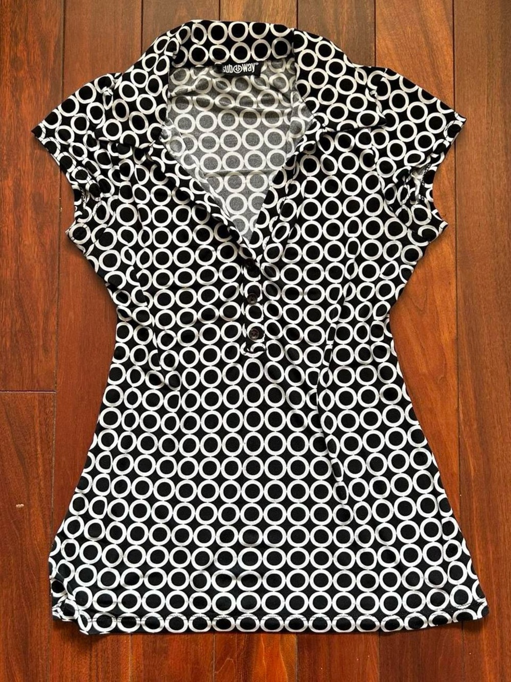 Black & White Circle Print Top